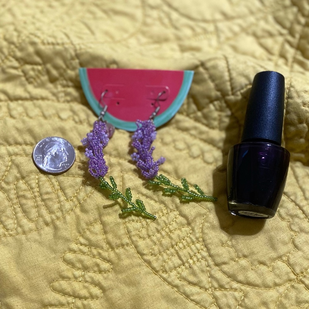 Susan Alexandra lavender earrings - Picture 2 of 2